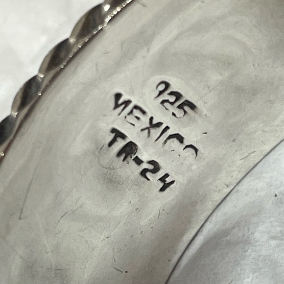 Sterling Silver Cuff Bracelet (.925 Mexico TR-24) - Picture 6 of 12